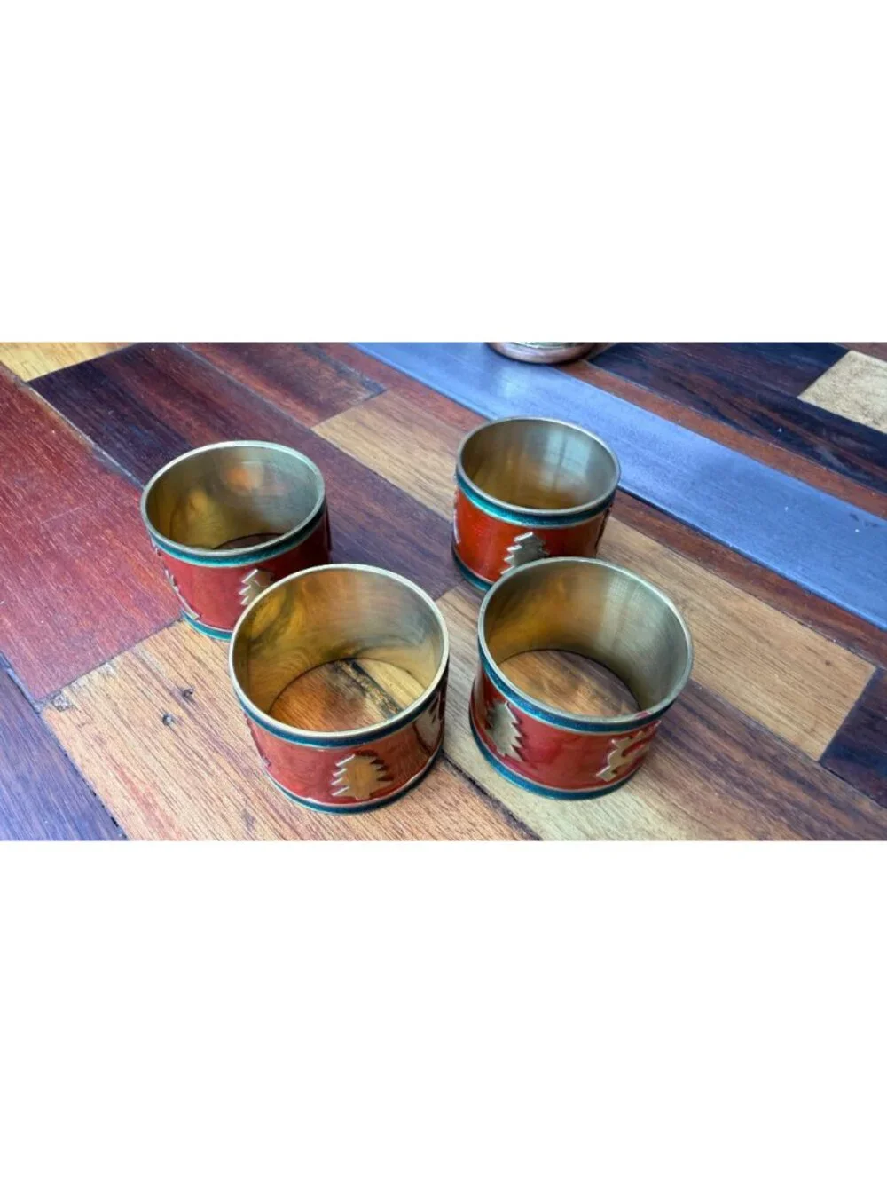 Set of 4 Pier 1 Imports holiday napkin holders,